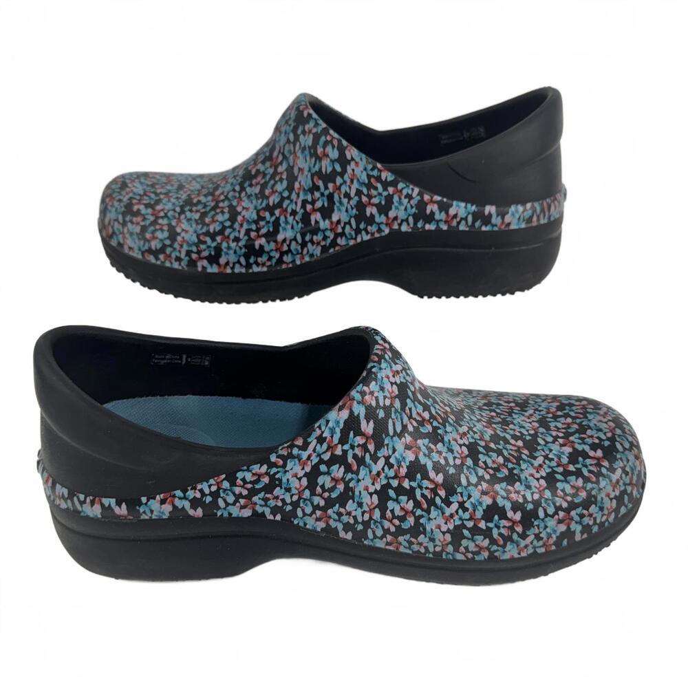 Crocs Women's Comfort Floral Pattern Clogs Sz 8
